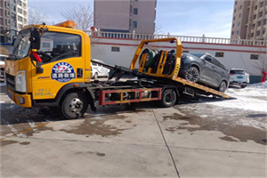 江苏路救援拖车费用怎么算
